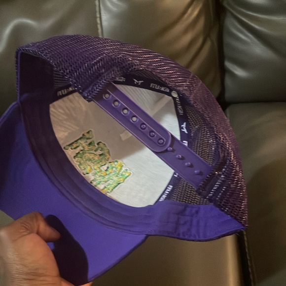 SnapBack hat - Picture 2 of 4